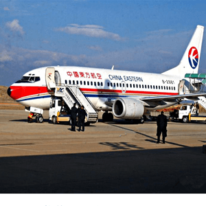 深圳机场托运航空快运业稳步发展的原因是什么？